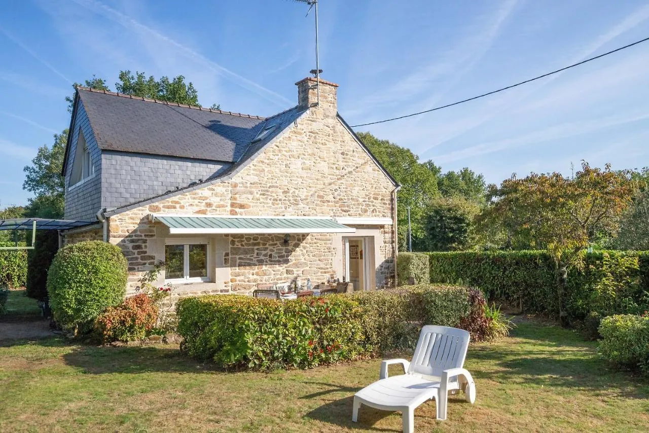 Le Chant Des Oiseaux Tredion Holiday home
